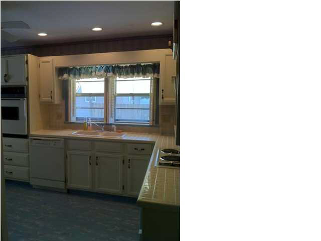 203 S Walters St, Fort Branch, IN 47648 photo 16