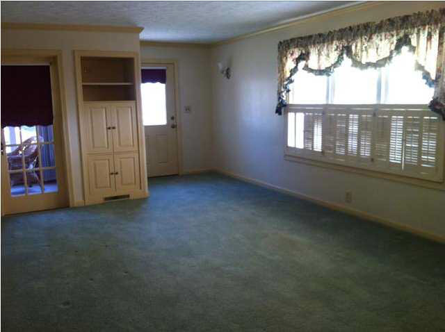 203 S Walters St, Fort Branch, IN 47648 photo 11