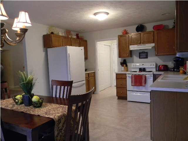 3432 Birch Bay Dr, Evansville, IN 47725 photo 12
