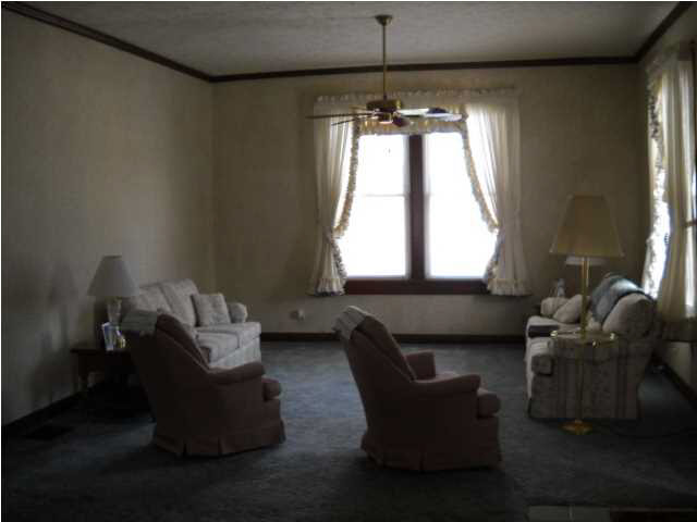 533 Seminary St, Rockport, IN 47635 photo 4
