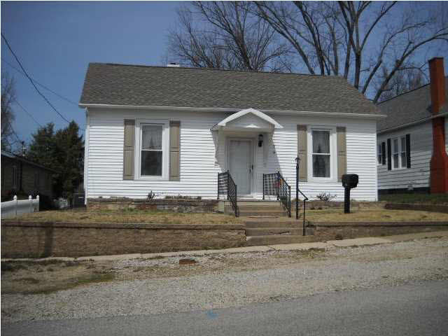 533 Seminary St, Rockport, IN 47635 photo 1