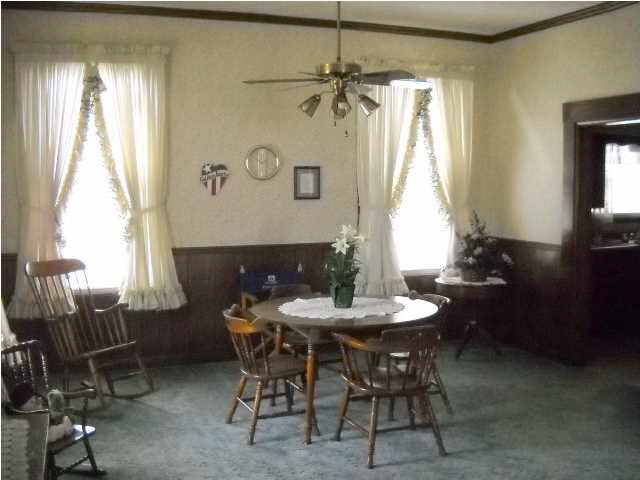 533 Seminary St, Rockport, IN 47635 photo 3