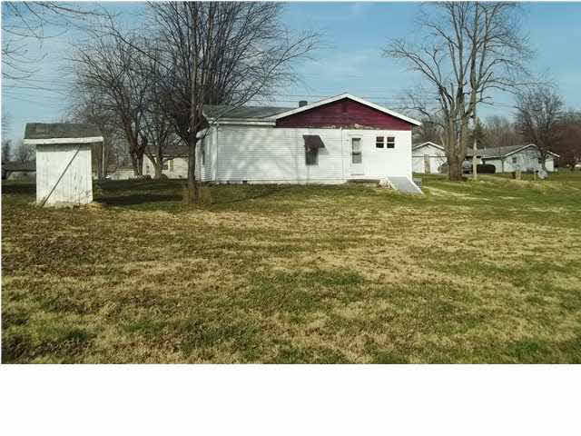 306 Walnut St, Loogootee, IN 47553 photo 16