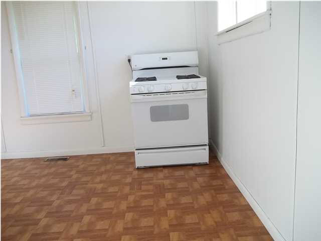 306 Walnut St, Loogootee, IN 47553 photo 18