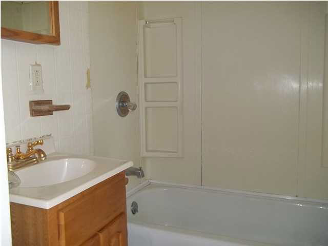306 Walnut St, Loogootee, IN 47553 photo 11