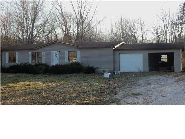 918 NW 16th St, Washington, IN 47501 photo 1