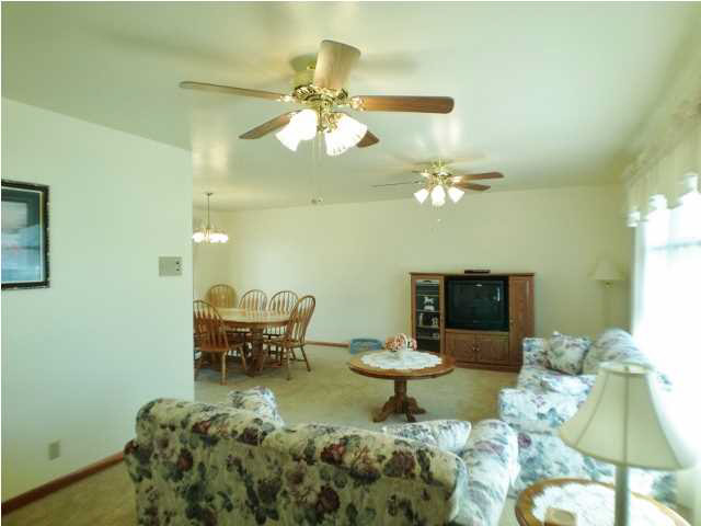 22 N Fairlawn Ave, Evansville, IN 47711 photo 4