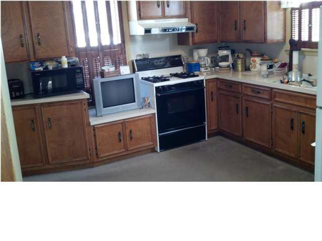 1122 11th St, Tell City, IN 47586 photo 2