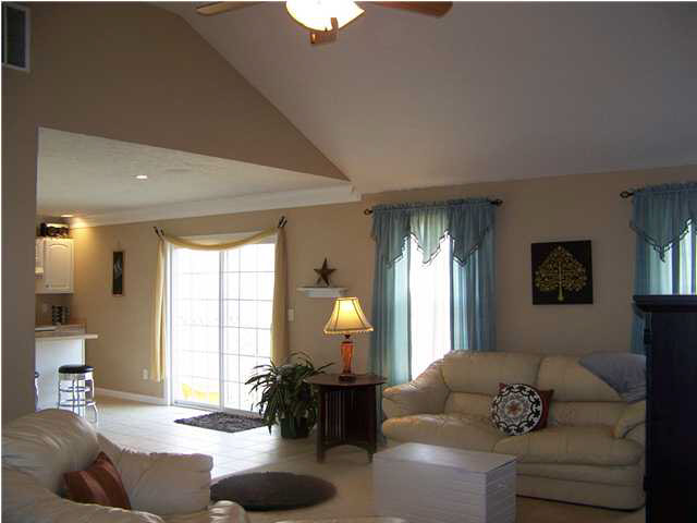 4606 Rathbone Dr, Evansville, IN 47725 photo 4