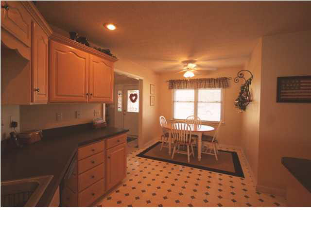 1381 N Hayland Dr, Jasper, IN 47546 photo 3