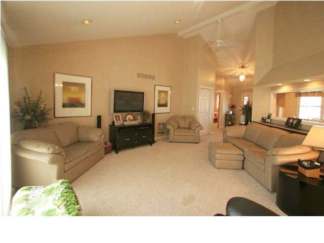 1381 N Hayland Dr, Jasper, IN 47546 photo 7