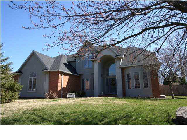 516 Sandalwood Dr, Evansville, IN 47715 photo 1