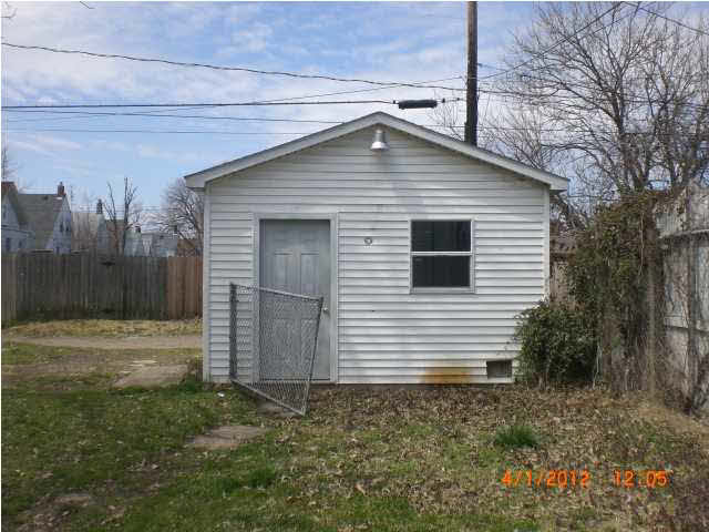 1108 Baker Ave, Evansville, IN 47710 photo 2