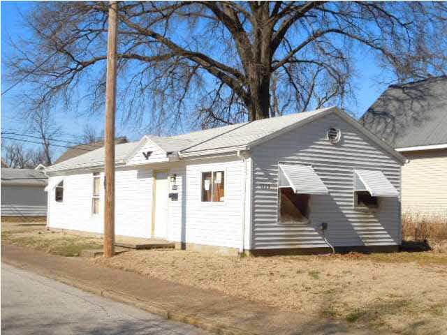 1229 S Kentucky Ave, Evansville, IN 47713 photo 5