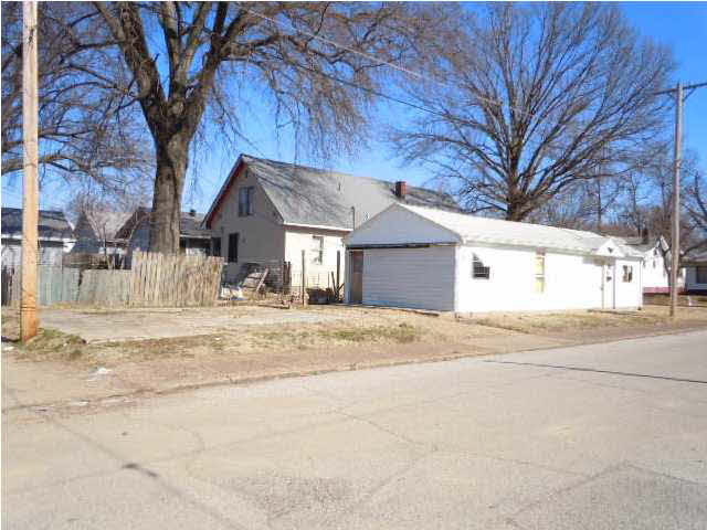 1229 S Kentucky Ave, Evansville, IN 47713 photo 27