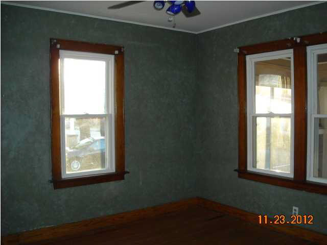 1012 Henning Ave, Evansville, IN 47714 photo 3