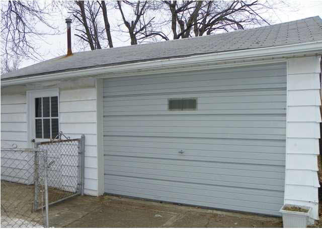 4916 Sweetser Ave, Evansville, IN 47715 photo 27