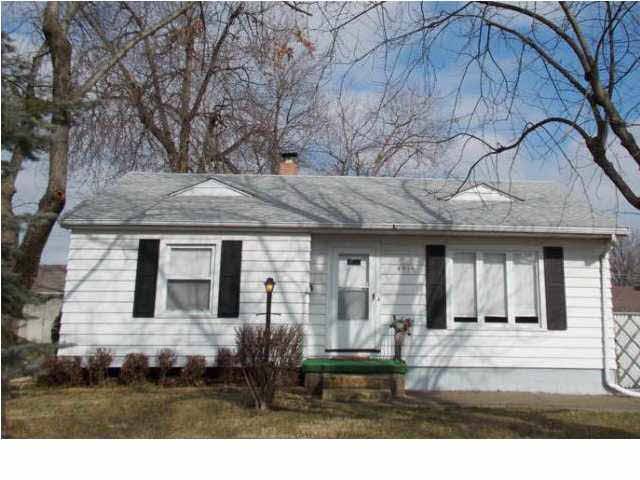 4916 Sweetser Ave, Evansville, IN 47715 photo 1