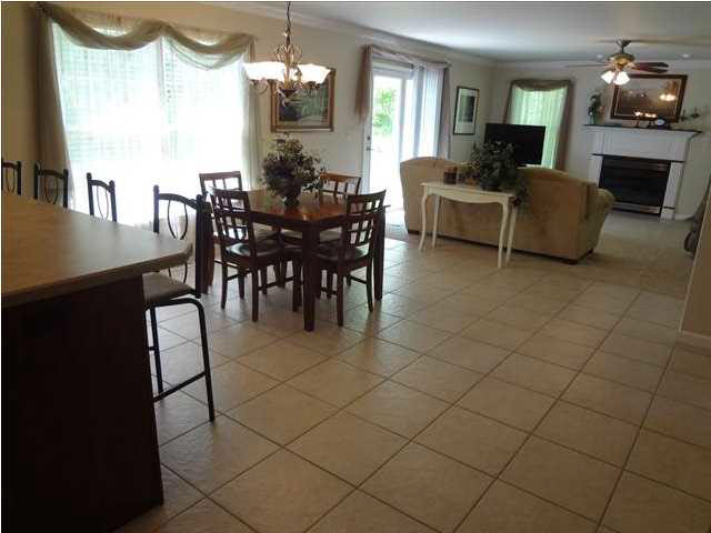 521 Miller Rd, Evansville, IN 47712 photo 5