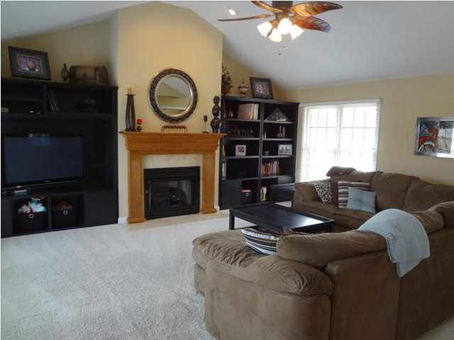8115 Hope Xing, Evansville, IN 47712 photo 4
