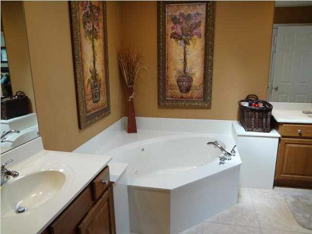 8115 Hope Xing, Evansville, IN 47712 photo 17