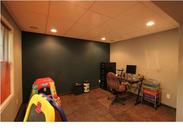 4556 S Deer Trl, Huntingburg, IN 47542 photo 26