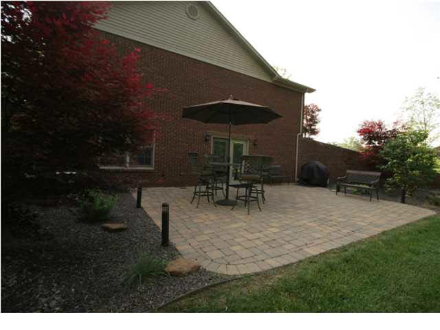 4556 S Deer Trl, Huntingburg, IN 47542 photo 4