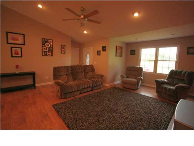 4556 S Deer Trl, Huntingburg, IN 47542 photo 11