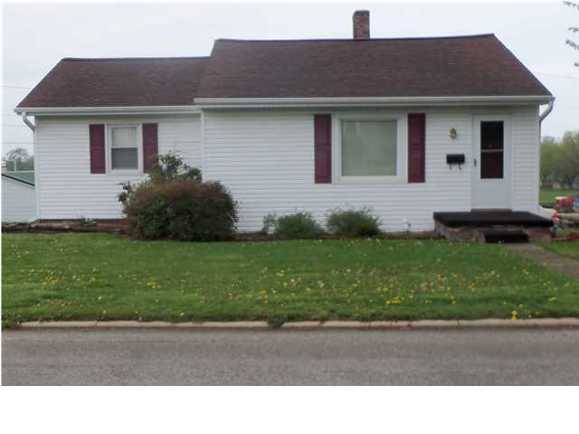 1801 Memorial Ave, Washington, IN 47501 photo 1