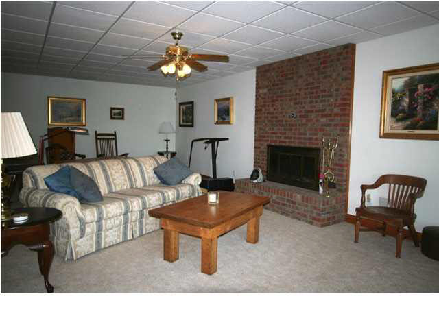 2300 Briarcliff Dr, Newburgh, IN 47630 photo 11