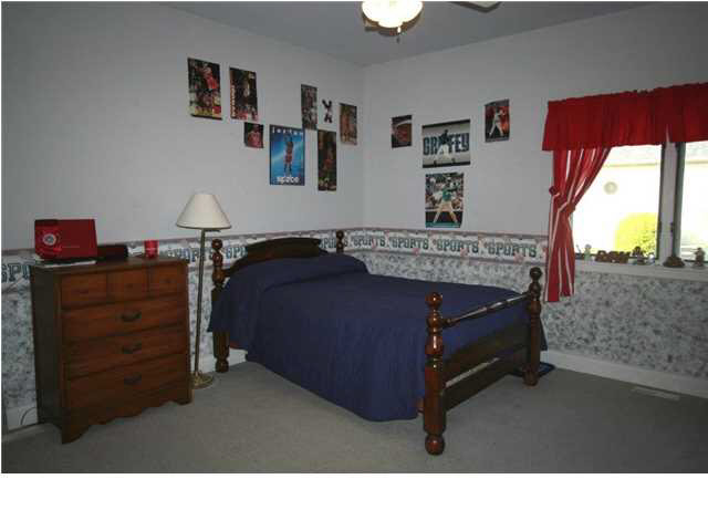 2300 Briarcliff Dr, Newburgh, IN 47630 photo 10