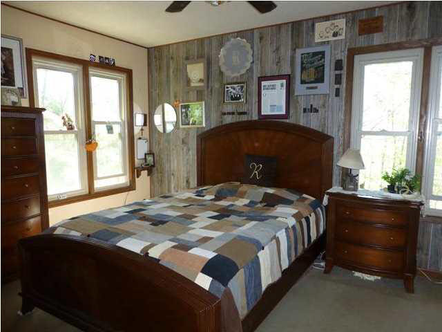 1733 Hewins Rd, Boonville, IN 47601 photo 5