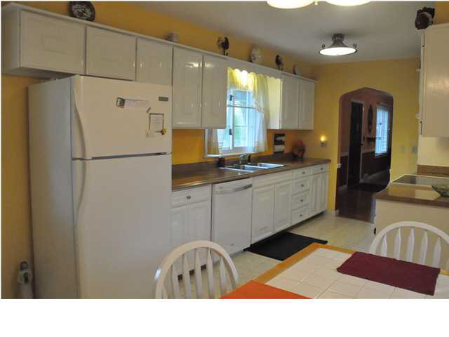 3400 Baker Ave, Evansville, IN 47710 photo 2