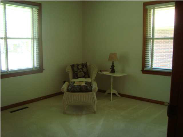 2613 Vogel Rd, Evansville, IN 47711 photo 6