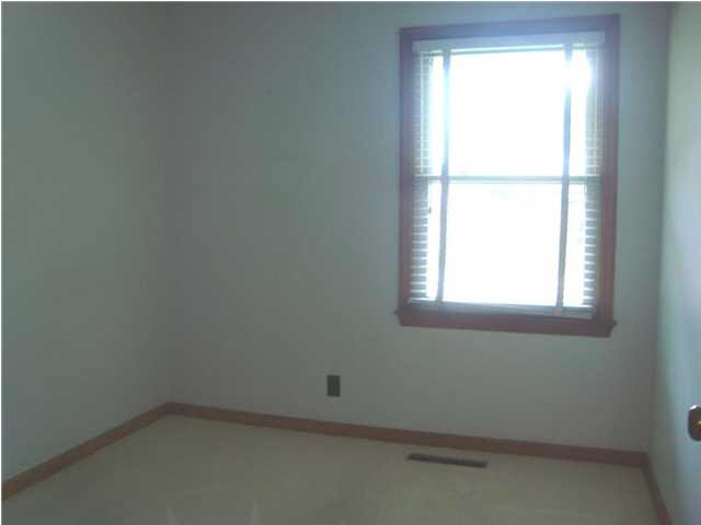 2613 Vogel Rd, Evansville, IN 47711 photo 9