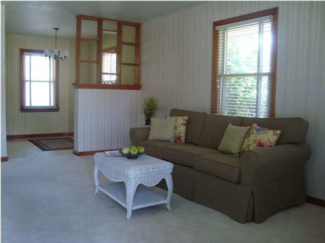 2613 Vogel Rd, Evansville, IN 47711 photo 3