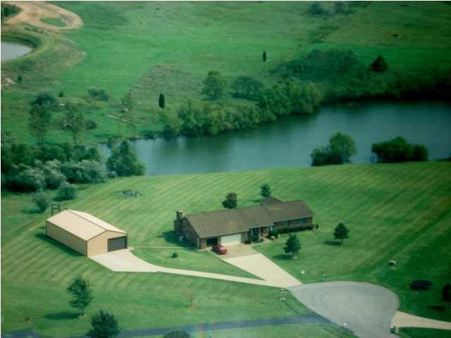 3266 Martin Rd, Newburgh, IN 47630 photo 2