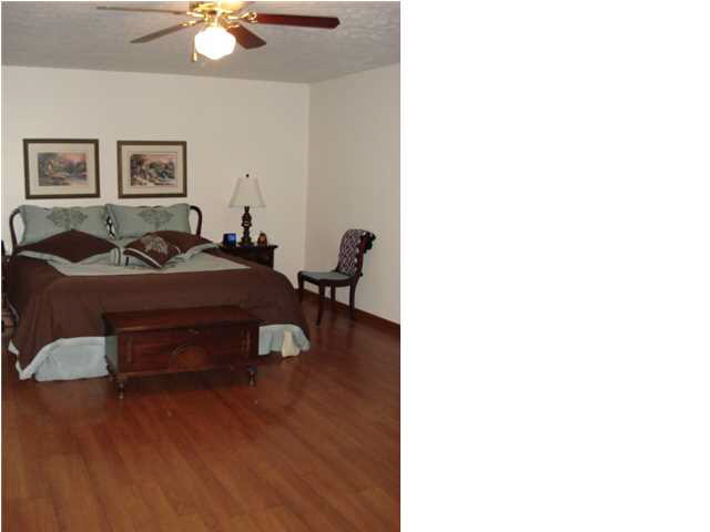 3266 Martin Rd, Newburgh, IN 47630 photo 18