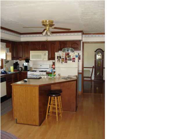 3266 Martin Rd, Newburgh, IN 47630 photo 9