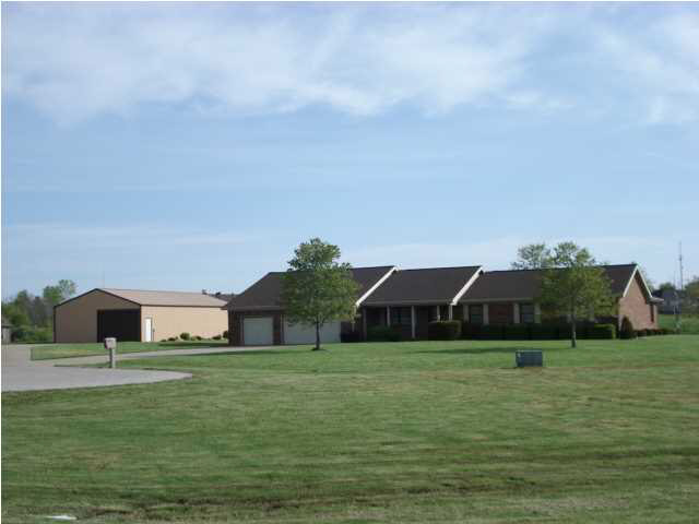 3266 Martin Rd, Newburgh, IN 47630 photo 1