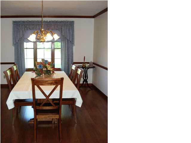 3266 Martin Rd, Newburgh, IN 47630 photo 6