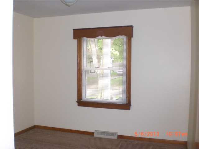 901 N Spring St, Evansville, IN 47711 photo 4