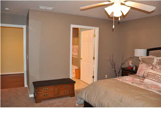 4626 Overlook Cir, Evansville, IN 47711 photo 13