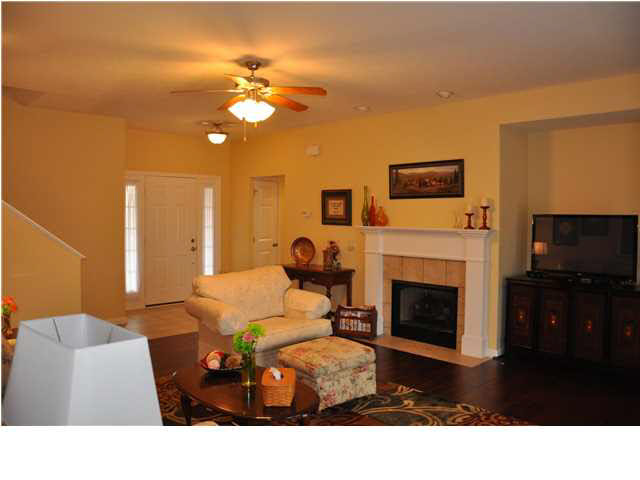 4626 Overlook Cir, Evansville, IN 47711 photo 2