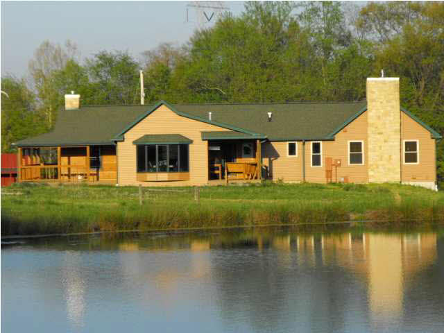 3748 S 100 W, Washington, IN 47501 photo 1