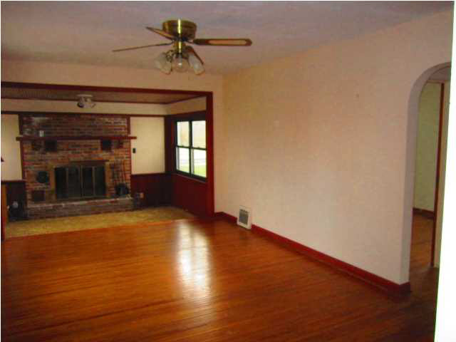 14651 Old State Rd, Evansville, IN 47725 photo 7