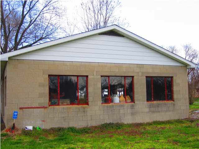 14651 Old State Rd, Evansville, IN 47725 photo 11