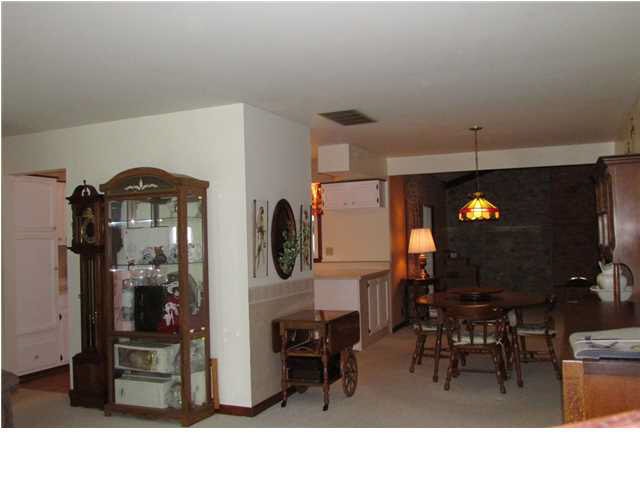 3629 Keck Ave, Evansville, IN 47715 photo 11