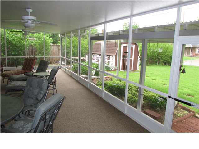 3629 Keck Ave, Evansville, IN 47715 photo 2