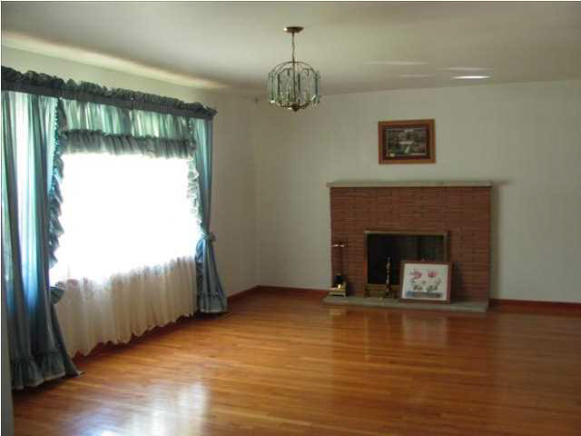 3923 Church Rd, Evansville, IN 47720 photo 4